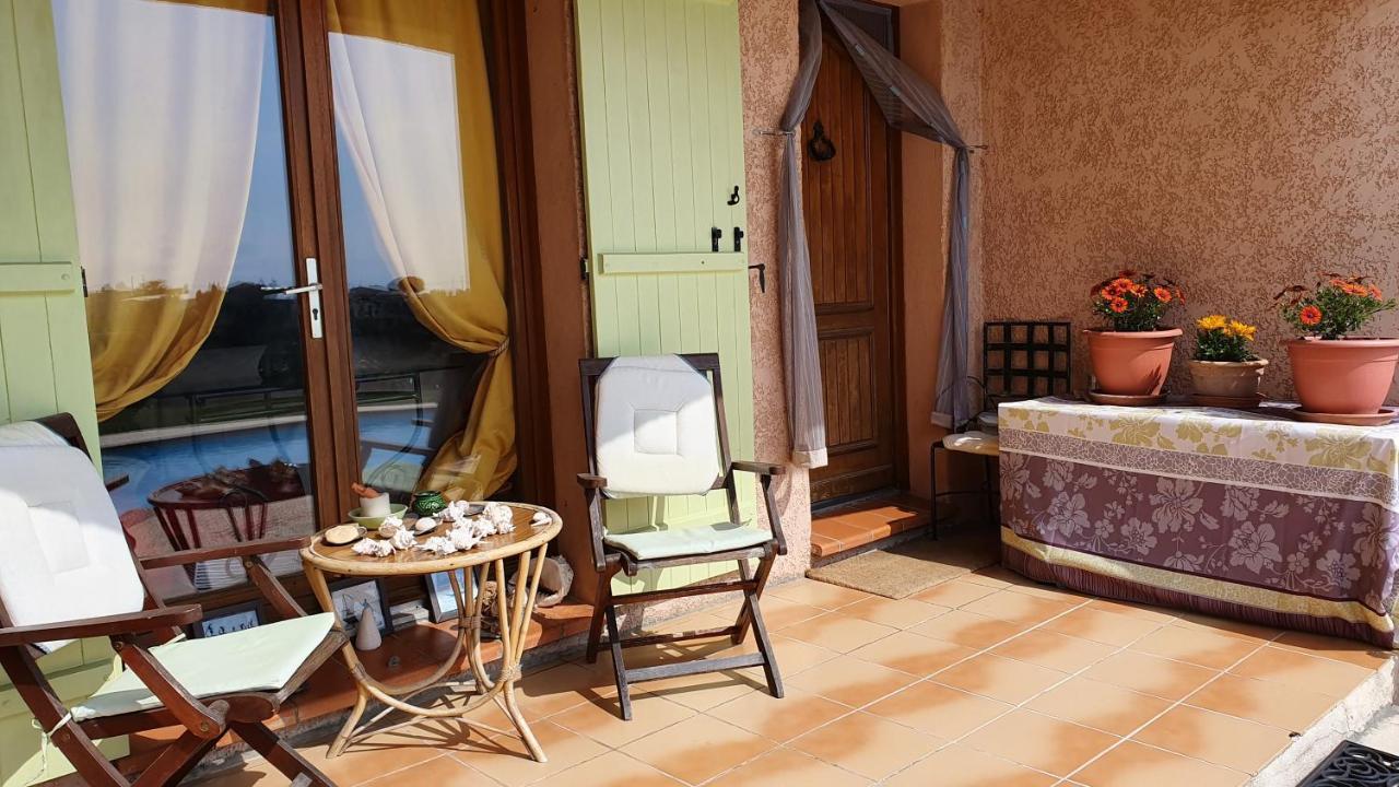 Studio-Mezzanine Dans Villa カーニュ・シュル・メール エクステリア 写真